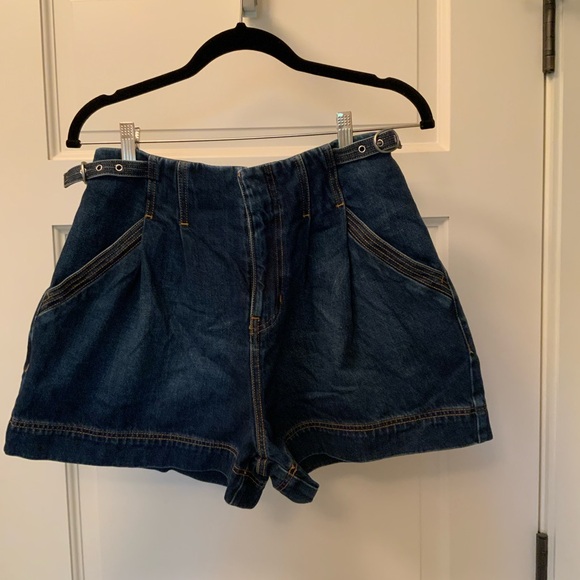 Veronica Beard Dark Blue Jean Shorts - Picture 1 of 4